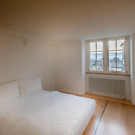 Side Location Bellevue