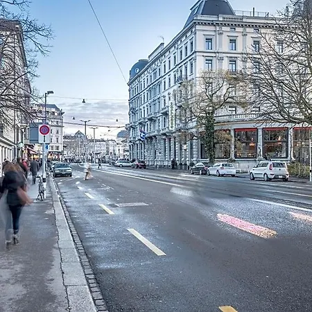 Lake Side Location Bellevue * Zurich