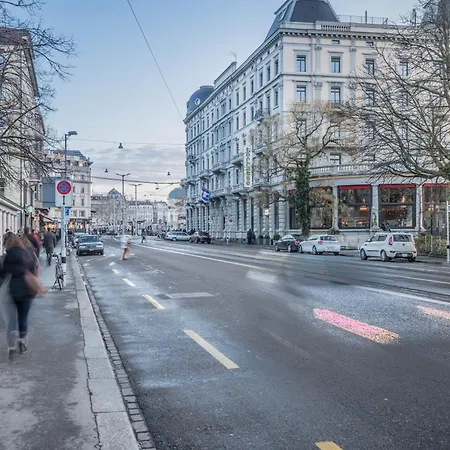 Side Location Bellevue Zurique