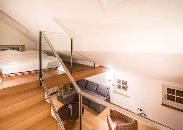 Apartment Side Location Bellevue *