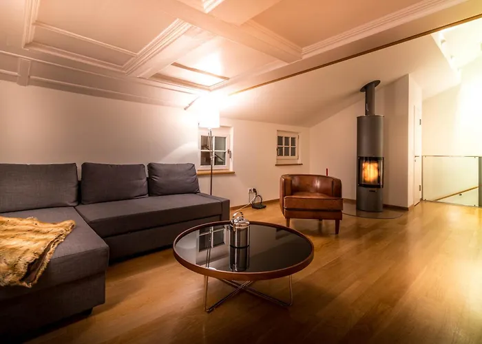 Apartment Side Location Bellevue *