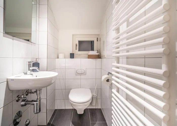 لييك سايد لوكيشين بلفيو