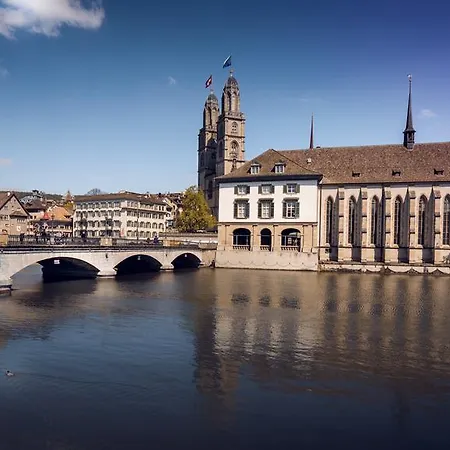 Side Location Bellevue Apartament