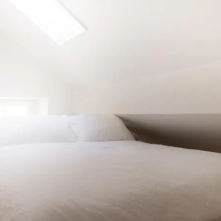 Side Location Bellevue