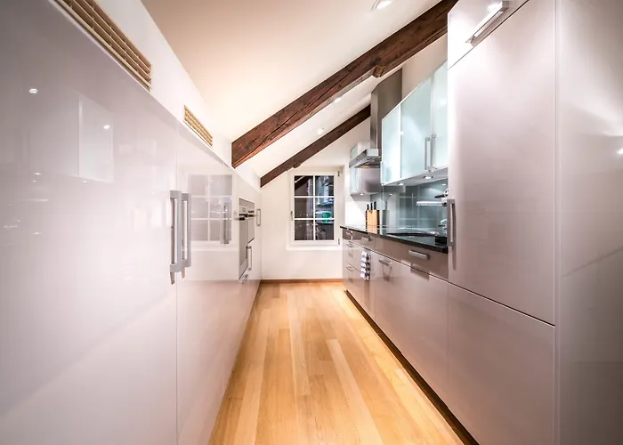 Side Location Bellevue Daire *